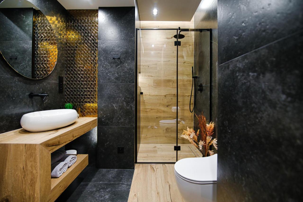 Good Rest In 52 Apartment Zator Luaran gambar